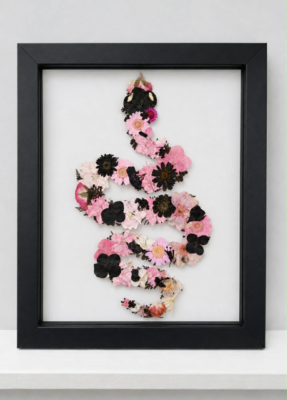 Floating Frame Pressed Floral Class - October 4th - 12 p.m.